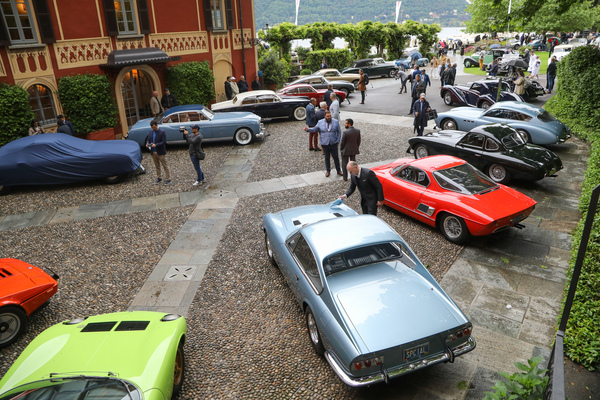 Bild Im Garten der Villa d'Este am frühen Morgen - Concorso d'Eleganza Villa d'Este 2023