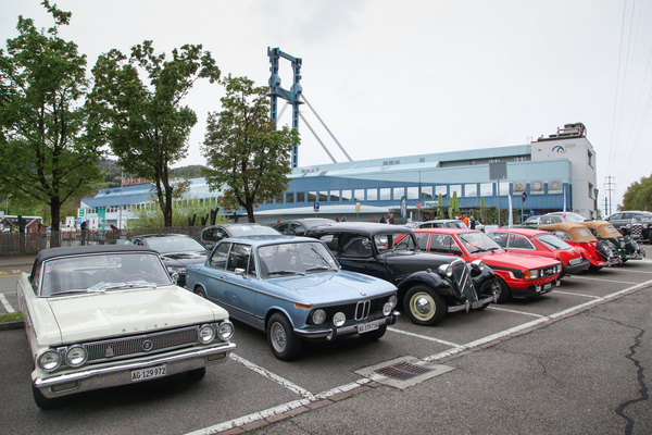 Bild Im Volksmund wird die Raststätte "Fressbalken" genannt - Oldtimertreffen 50 Jahre Autobahnraststätte Würenlos 2022