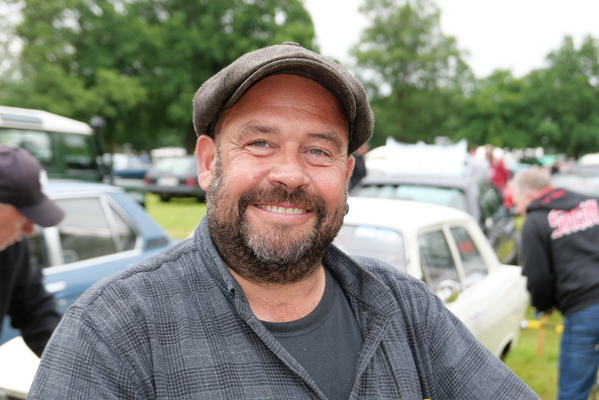 Immer gut gelaunt: Marktchef Thilo Ahlers – Bockhorner Oldtimermarkt 2024