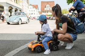 Immer wieder schön zu sehen, wenn unser Hobby nicht nur bei kleinen Jungs ... Immer wieder schön zu sehen, wenn unser Hobby nicht nur bei kleinen Jungs ...