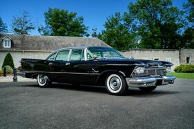 Imperial Sedan Custom (1957) - angeboten als Lot 194 an der Artcurial Monaco Versteigerung am 19. Juli 2021