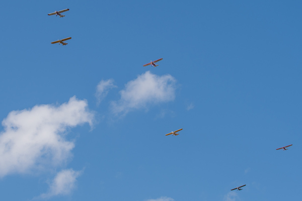 Imposante Airshow mit historischen Flugzeugen am Grand Prix Suisse Berne Memorial 2018