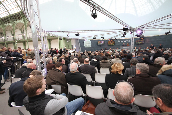 Impressionen Bonhams-Versteigerung Grand Palais 2014 - Grosses Interesse an der Bonhams-Versteigerung in Paris