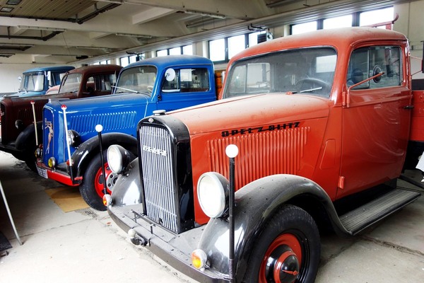 Bild Impressionen - Lastwagen vom Typ Opel Blitz - Im Degener-Oldtimer-Museum 2022