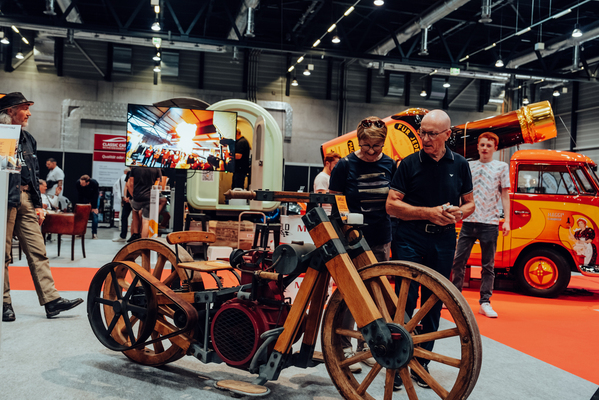 Impressionen Motorworld an der Swiss Classic World