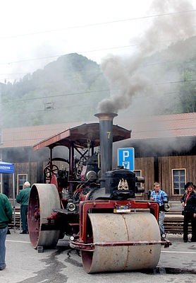 Impressionen OiO 2011 - Dampfwalzen als Attraktion