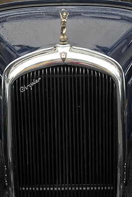 Impressionen OiO 2011 - Kühler eines Vorkriegs-Chrysler