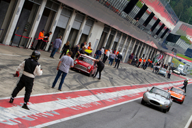 Impressionen aus der Boxengasse bei den "Super Sixties" - Red Bull Ring Classics 2023