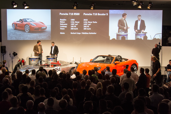 Impressionen der Porsche Soundnacht 2016 - Dieter Landenberger und Walter Zipser über den 718er