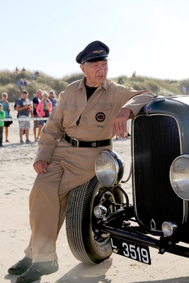 Bild: Impressionen des Römö Motorfestival 2016 - So alt wie sein Auto