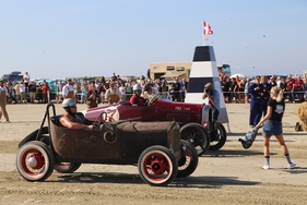 Impressionen des Römö Motorfestival 2016 - Zwei Wagen beim Start