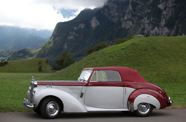 Image: Impressions from the British Car Meeting 2013 in Mollis - a beautiful Alvis