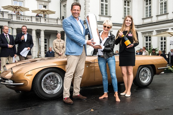 Impressionen vom Concours d'Elégance Schloss Bensberg Classics 2013 - In der Kategorie "Postwar Open" gewinnt der Lamborhini 350 GTS_