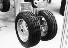 Impressionen vom Genfer Automobilsalon 1983 - der TRX-Reifen von Michelin, damals der letzte Schrei