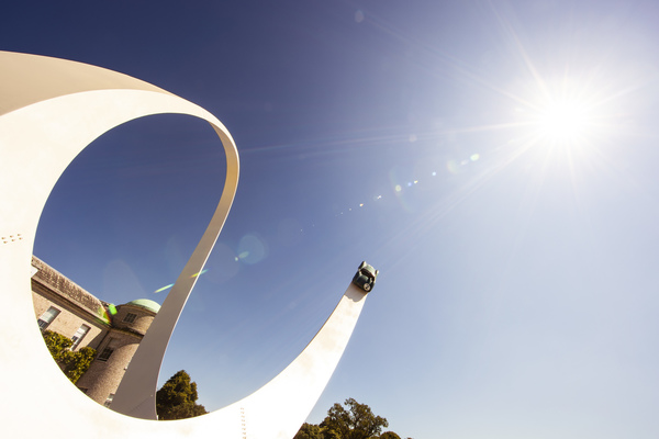 Impressionen vom Goodwood Festival of Speed 2019 - Aston Martin Skulptur