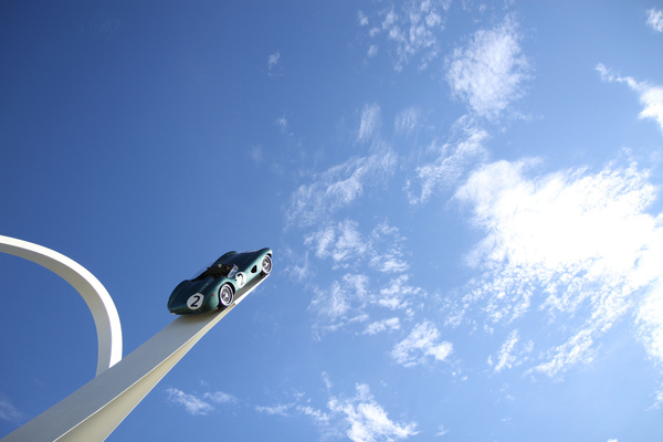 Impressionen vom Goodwood Festival of Speed 2019 - Aston Martin Skulptur