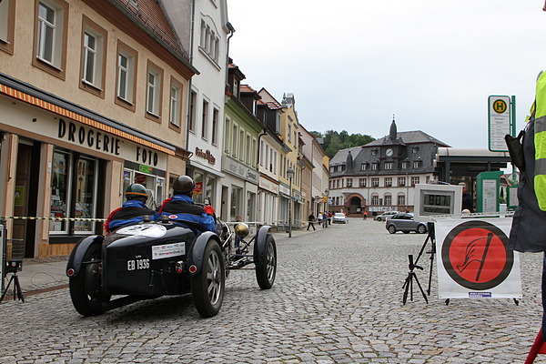 Impressionen vom Grandprix Rudolf Caracciola 2013 - Bugatti bei einer Sonderprüfung