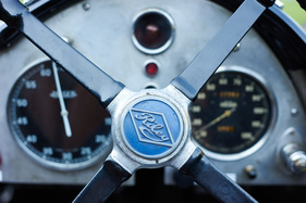 Impressions from the Grossglockner Grand Prix 2013 - Riley emblem on the steering wheel