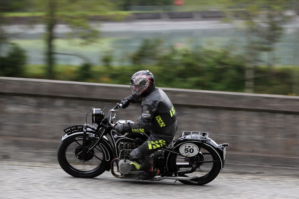 Impressionen vom Klausenrennen 2013 - BMW R11 von 1931