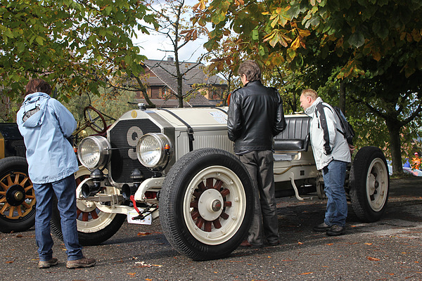 Impressionen vom Michaelskreuzrennen 2011 - derart monumentale Fahrzeuge erzeugen ein reges Interesse