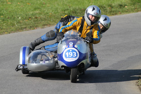 Impressionen vom Michaelskreuzrennen 2011 - mit vollem Körpereinsatz bei den Gespannen