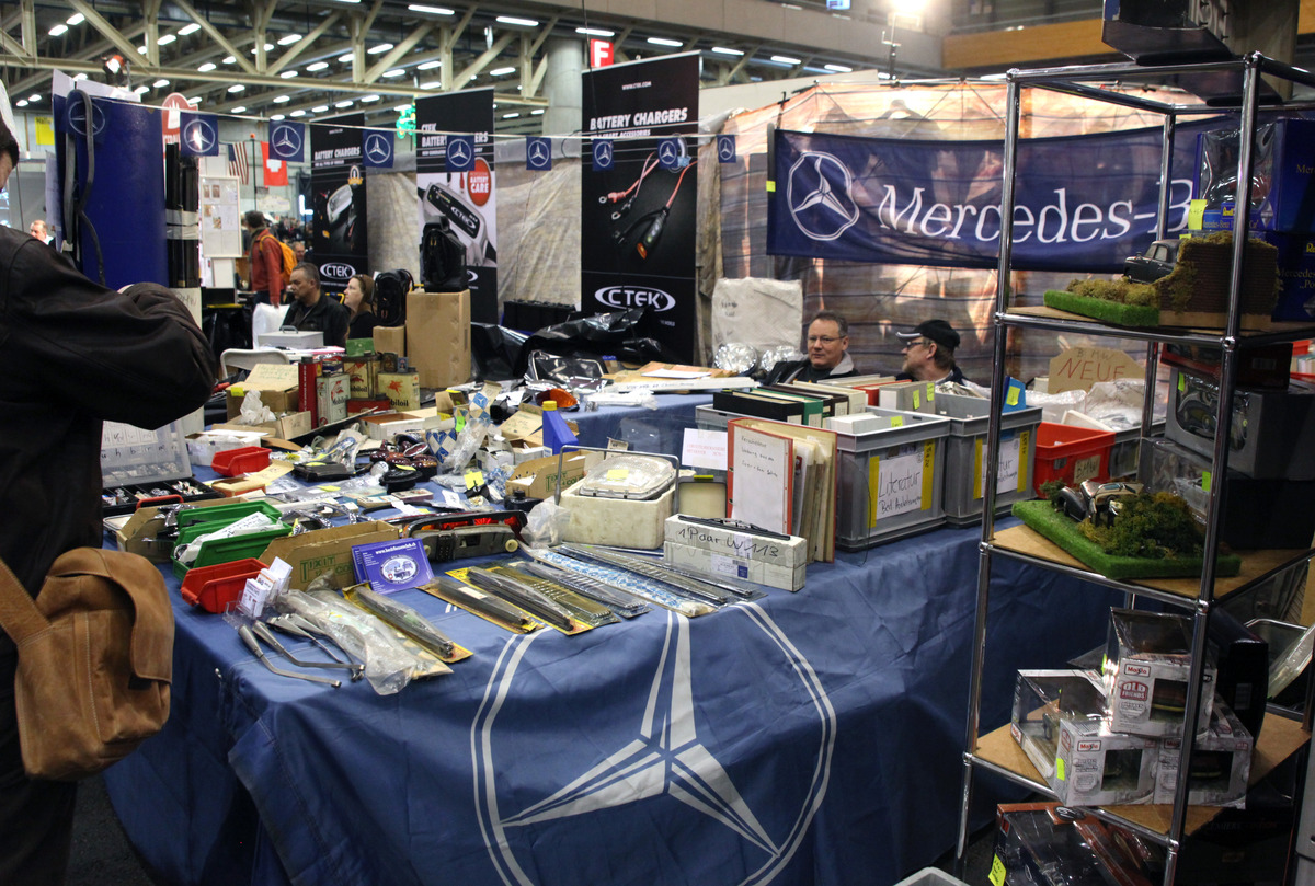 There will also be rummage tables at OTM Winterthur (picture was taken in Fribourg)