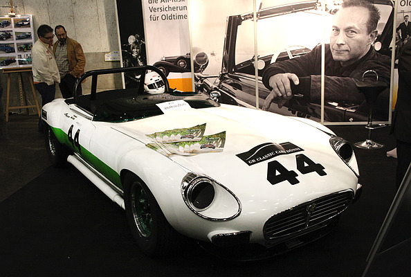 Impressionen vom OTM Fribourg 2013 - Georg Dönnis Group 44 Jaguar E-Type stand auf dem Belmot-Stand