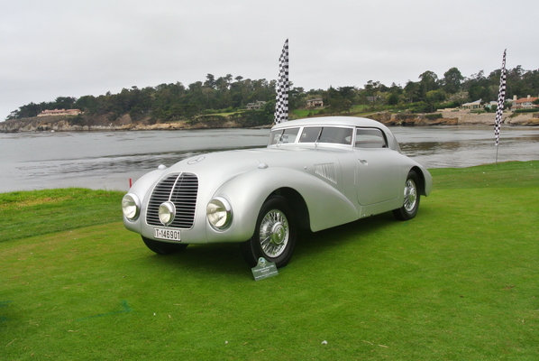 Impressionen vom Pebble Beach Concours d'Elégance 2014 - Der Mercedes-Benz 540 K Streamliner von1938
