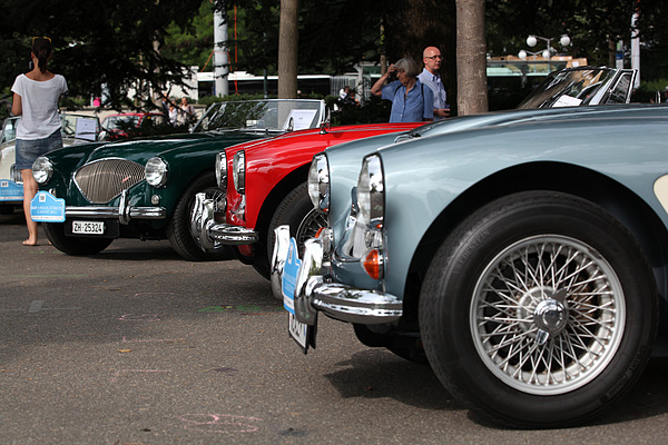 Impressionen vom RAID Prolog 2012 - Drei Austin-Healey Sportwagen verschiedener Jahrgänge