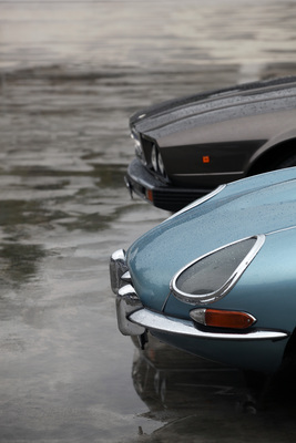 Impressionen von den Dolder Classics im September 2013 - Jaguar E-Type und Maserati Kyalami - unterschiedliche Design-Zeitalter