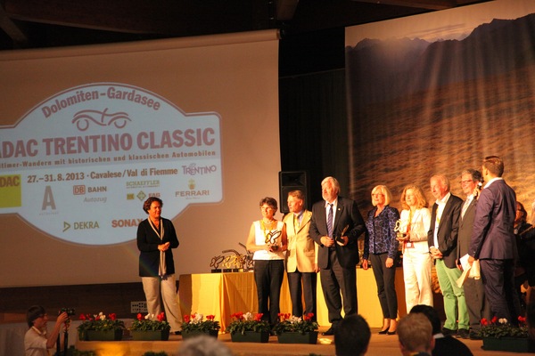 Impressionen von der ADAC Trentino Classic 2013 - Siegerehrungen - hier der Dekra Prolog