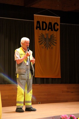 Impressionen von der ADAC Trentino Classic 2013 - Sigi für die gelben Engel