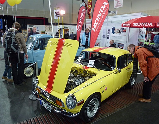 Impressionen von der Bremen Classic Motorshow 2013 - der Honda S800 in all seiner Pracht