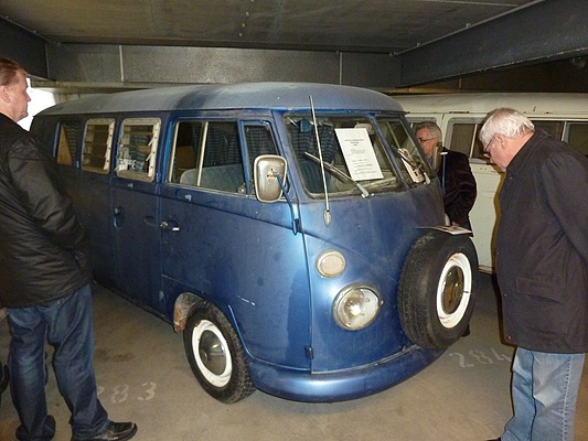 Impressionen von der Bremen Classic Motorshow 2013 - ein Restaurierungskandidat - VW T1 für Euro 14'400
