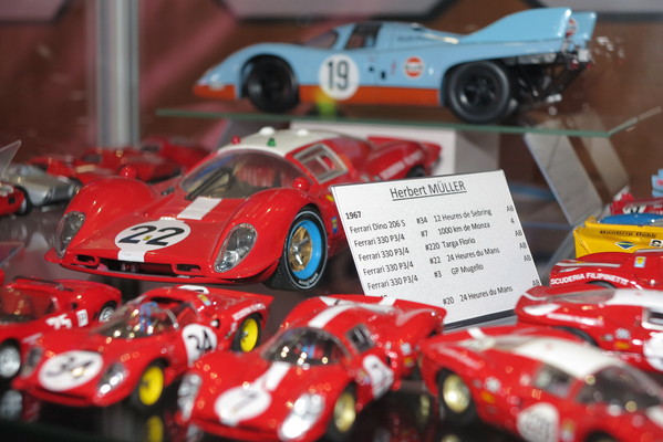 Impressionen von der Buchvernissage «Les Suisses au Mans 2013» - Modellfahrzeuge von Herbert Müllers Ferrari Rennfahrzeugen