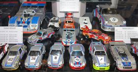 Impressionen von der Buchvernissage «Les Suisses au Mans 2013» - Modellfahrzeuge von Herbert Müllers Porsche Rennfahrzeugen Impressionen von der Buchvernissage «Les Suisses au Mans 2013» - Modellfahrzeuge von Herbert Müllers Porsche Rennfahrzeugen