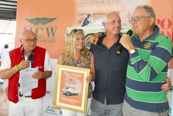 Impressionen von der Mallorca Classic Week 2021 – Man verlor gerne ein paar nette Worte.