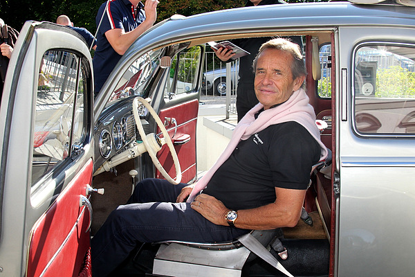 Impressionen von der Rallye Historique im Rahmen der Schloss Bensberg Classics 2012 - Jacky Ickx am Lenkrad eines VW Käfers