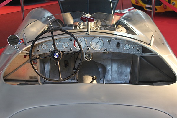 Impressionen von der Retro Classics Stuttgart 2011 - BMW-Sportwagen