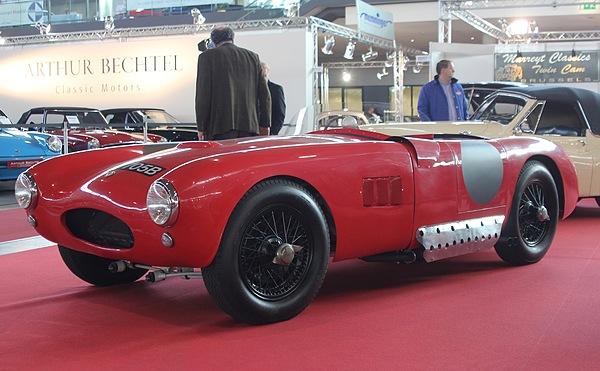 Impressionen von der Retro Classics Stuttgart 2011 - MRT Jaguar von 1953 bei Marreyt Classics