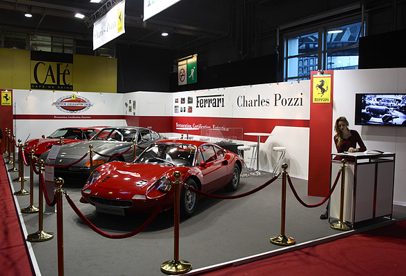Impressionen von der Rétromobile 2013 - Charles Pozzi zeigt auf seinem Stand einen Dino 246 GT, einen Ferrari Daytona und einen F50