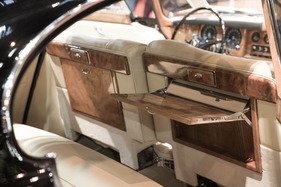 Impressionen von der Rétromobile Paris 2014 - Edle Innenausstattung in einem Rolls-Royce