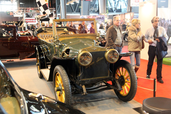 Impressionen von der Rétromobile Paris 2014 - Hispano-Suiza auf dem Stand von Christoph Grohe