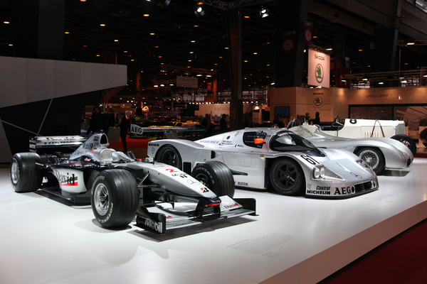 Impressionen von der Rétromobile Paris 2014 - Silberpfeile auf dem Stand von Mercedes, wo der Motorsport im Zentrum stand