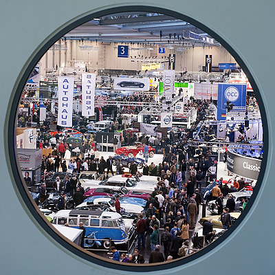 Impressionen von der Techno Classica 2013 -  Blick in die Messehalle 3
