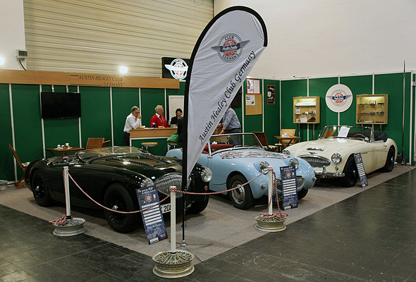 Impressionen von der Techno Classica 2013 - drei hübsche Austin-Healeys auf dem Stand des Austin-Healey Clubs Germany