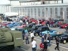 Image for article And yet - the historical traffic show at Altenrhein Airport on September 20, 2015