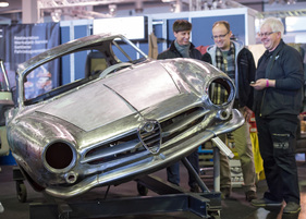 In aufwändiger Restauration begriffen - Alfa Romeo Giulietta Sprint Speziale (Bremen Classic Motorshow 2015) In aufwändiger Restauration begriffen - Alfa Romeo Giulietta Sprint Speziale (Bremen Classic Motorshow 2015)