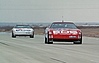 In den ersten sechs Stunden folgten die beiden Corvettes einander – hier die L98 in seriennaher „Showroom Stock“-Ausstattung auf dem Weg zu ihrer Sechs-Stunden-Marke (© Archiv Karl Ludvigsen, 1990) In den ersten sechs Stunden folgten die beiden Corvettes einander – hier die L98 in seriennaher „Showroom Stock“-Ausstattung auf dem Weg zu ihrer Sechs-Stunden-Marke (© Archiv Karl Ludvigsen, 1990)