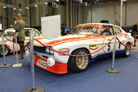 In der Ausstellung zum historischen Motorsport stand eine Replika des Ford Capri RS 2600, der 1973 die 24 Stunden von Spa-Francorchamps fuhr - Hamburg Motor Classics 2018 In der Ausstellung zum historischen Motorsport stand eine Replika des Ford Capri RS 2600, der 1973 die 24 Stunden von Spa-Francorchamps fuhr - Hamburg Motor Classics 2018